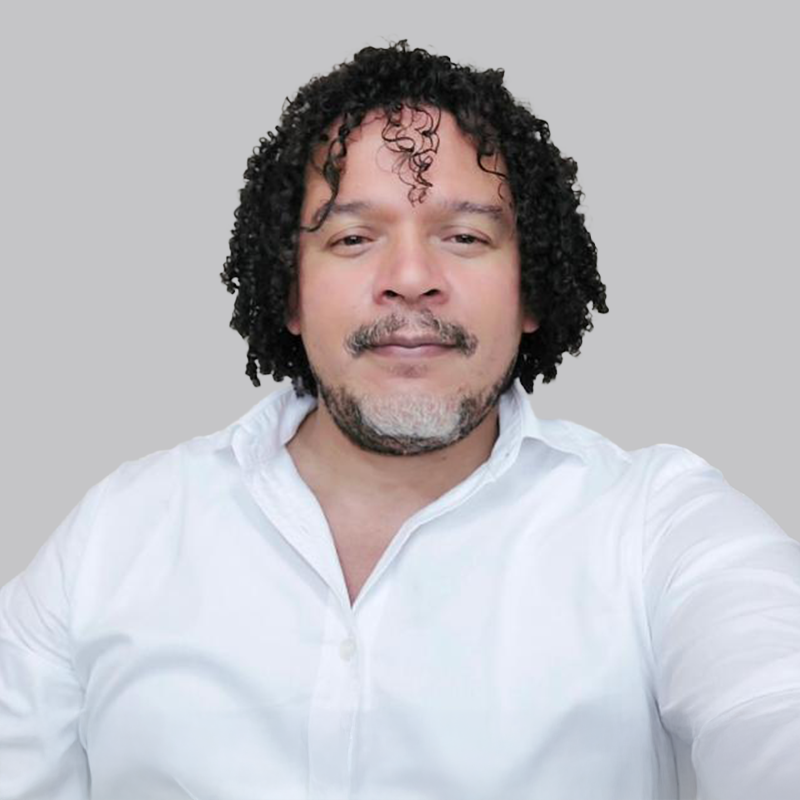 Alonso Rivas | CEO Fundador y Desgarrador Web es parte del Staff Creativo de Estudio Arte Visual