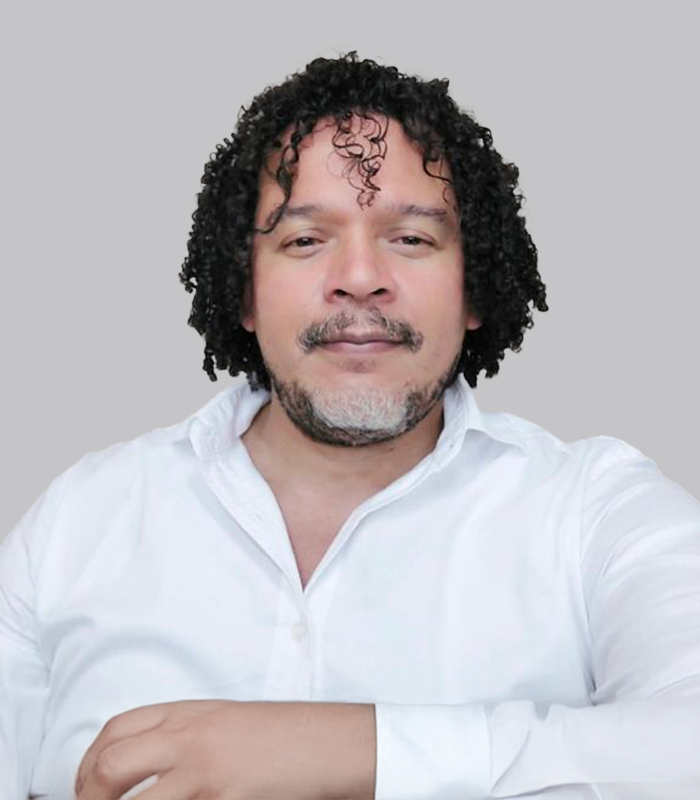 Alonso Rivas | CEO Fundador y Desgarrador Web es parte del Staff Creativo de Estudio Arte Visual